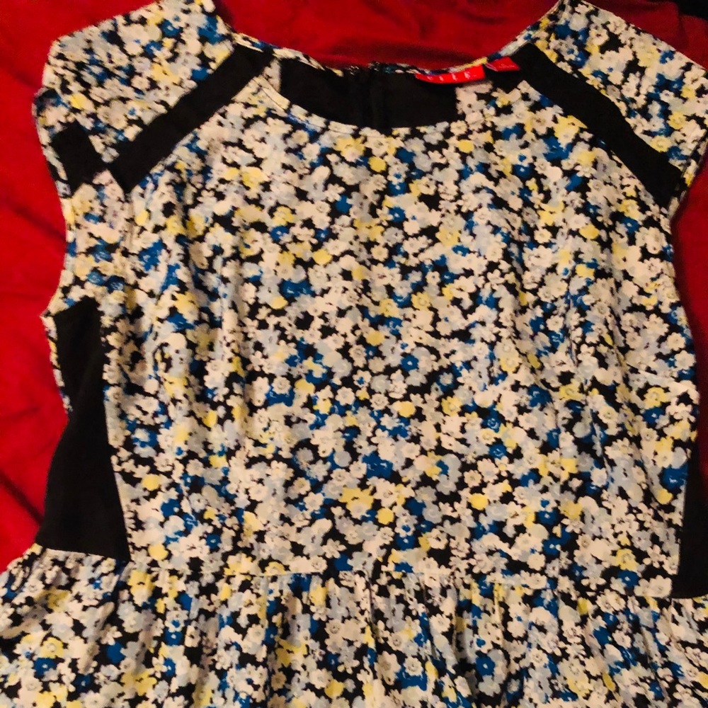 Elle top size 10
